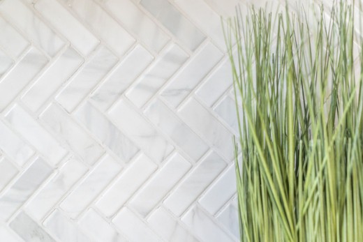 Herringbone mosaic tile ceramic stone effect white tile backsplash kitchen MOS24-SO10