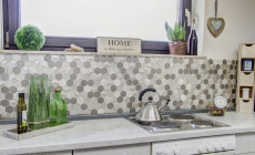 Hand-patterned mosaic tile Tile backsplash Translucent light gray Hexagon glass mosaic Crystal stone 3D light gray MOS11D-44_m