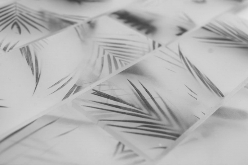 Hand sample glass mosaic mosaic tile composite white black matt leaf look MOS88-FL25_m