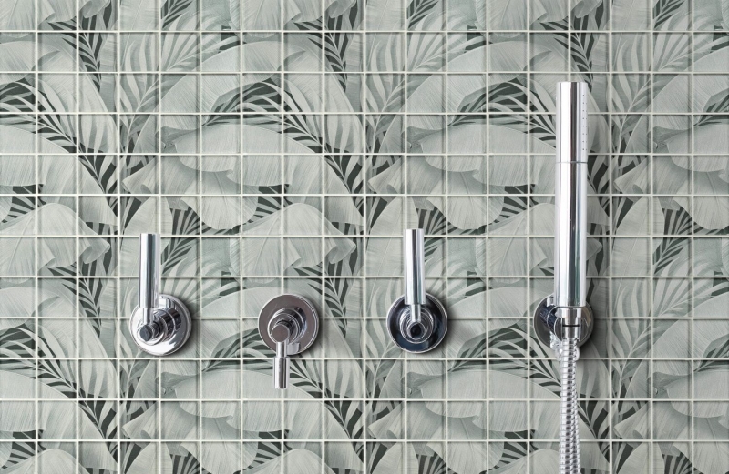 Hand-painted glass mosaic mosaic tile rainforest gray leaves optics MOS88-Pic03_m