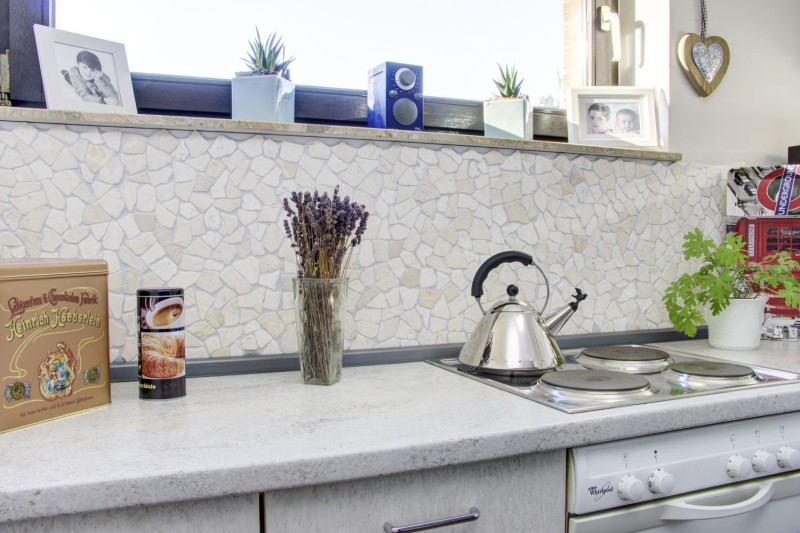 Mosaic quarry marble natural stone light beige ivory polygonal tile splashback wall cladding - MOS44-30-100