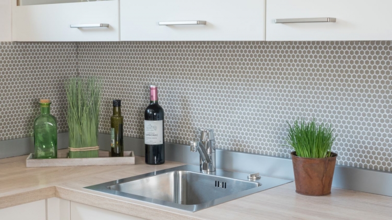 Glass mosaic Sustainable wall covering Tile backsplash Recycling Hexagon Enamel beige cream matt MOS140-HX13C