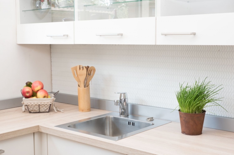 Glass mosaic Sustainable wall covering Tile backsplash Recycling herringbone Enamel white matt MOS140-HB37W
