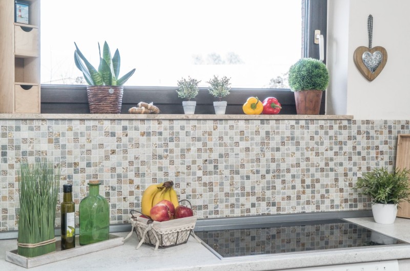 Natural stone rustic quartzite natural stone mosaic tile glass mosaic gold beige light gray honey tile backsplash wall cladding kitchen WC - MOS83-CR27