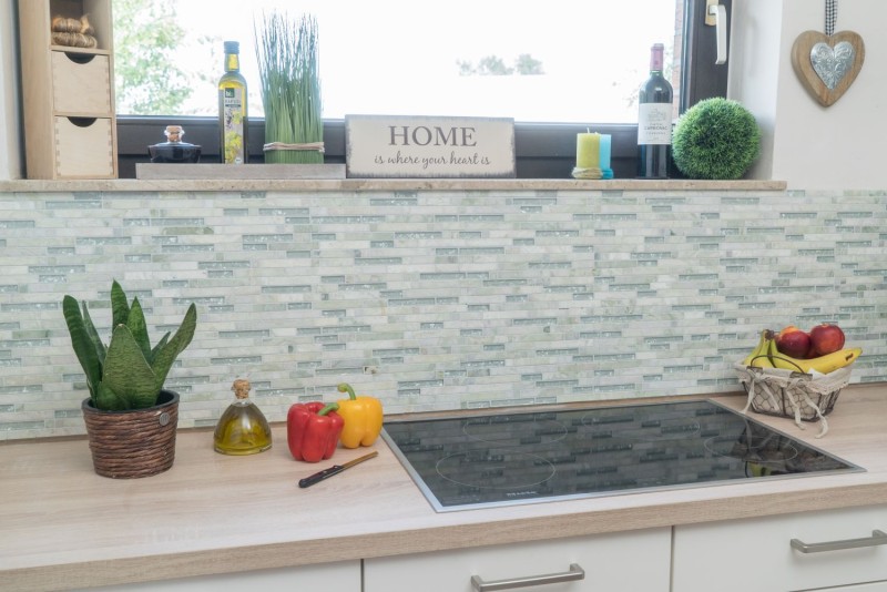 Glass mosaic natural stone mosaic tiles cream white greenish tint with shimmer Wall cladding kitchen bathroom WC - MOS87-MV738