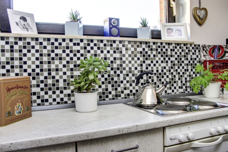 self-adhesive glass mosaic mosaic tile black mud white MOS200-4CM30