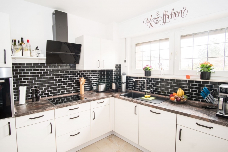 Hand sample Metro Subway mosaic tile ceramic tile backsplash kitchen black MOS26M-0303_m