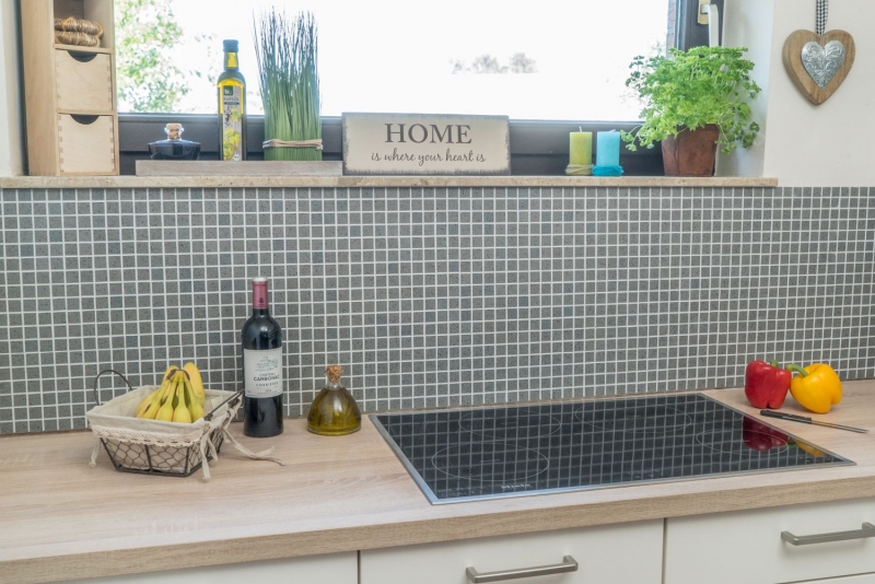 Hand-patterned mosaic tile backsplash quartz composite artificial stone Artificial gray MOS46-ASM23_m