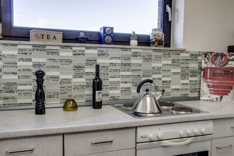 Hand-patterned mosaic tile Tile backsplash Translucent white Rectangle glass mosaic Crystal stone white MOS87-19_m