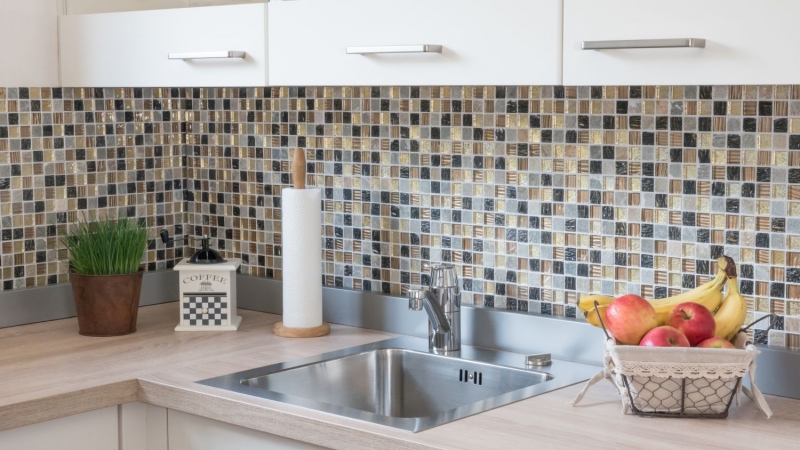 Hand-painted mosaic tile Tile backsplash Translucent gold brown Glass mosaic Crystal stone gold brown texture MOS83-CR17_m