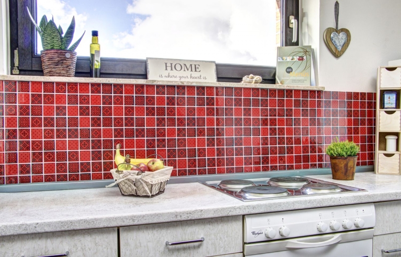 Retro vintage mosaic tile kitchen splashback translucent red glass mosaic crystal look red MOS78B-0902_f | 10 mosaic mats